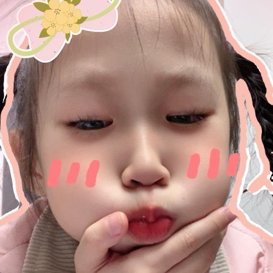 刘胧月