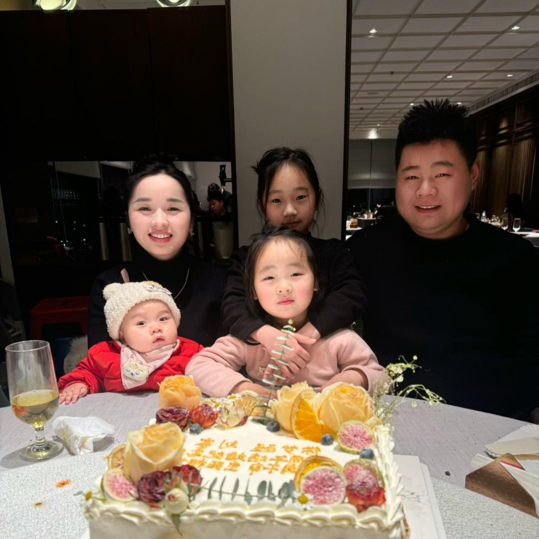 梦醒和胖哥在广东