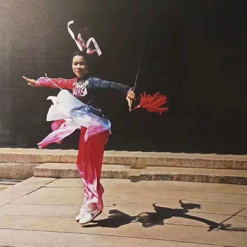 秀侠女