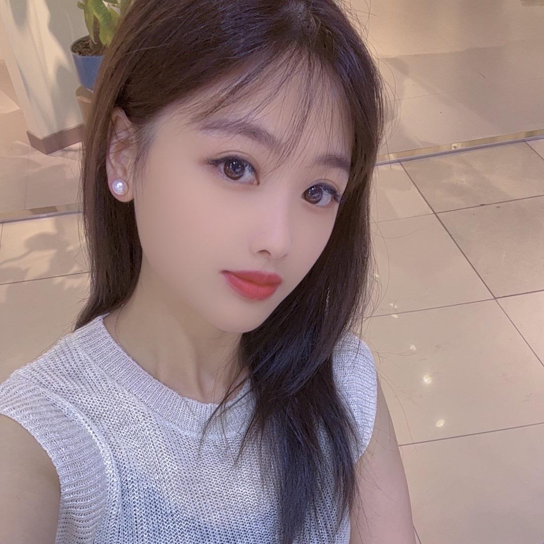 黔江麦手机的小姐姐