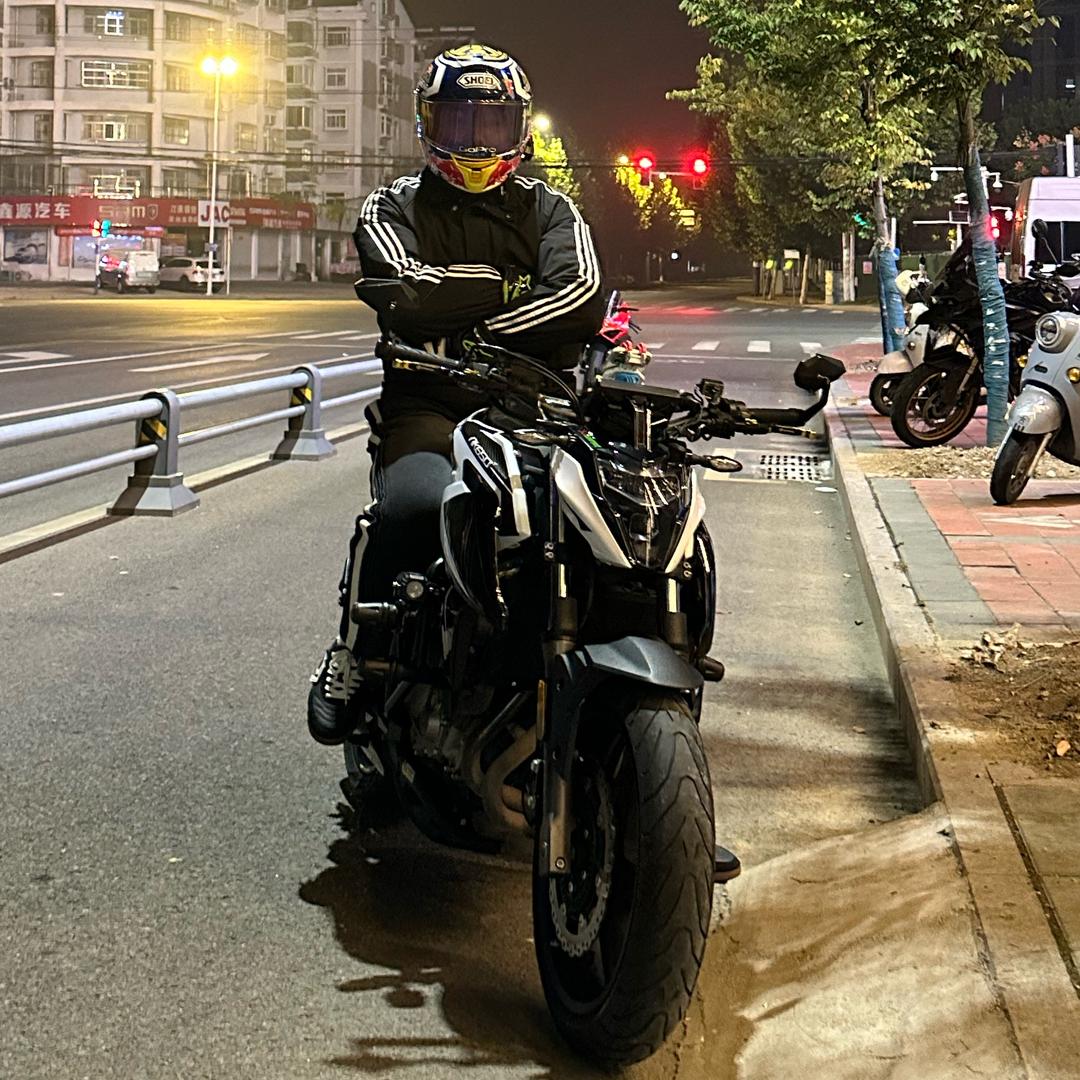 张张🏍️