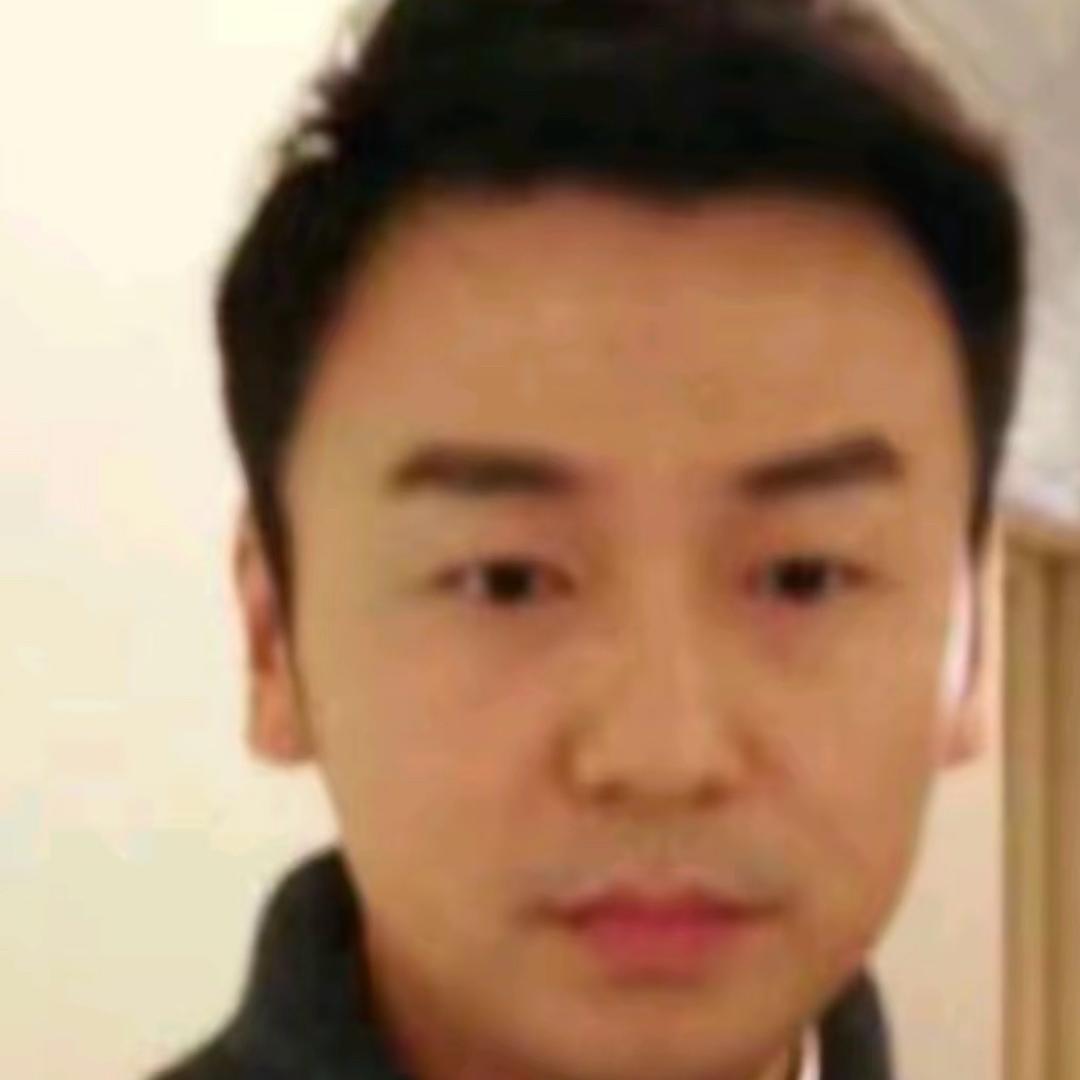 一朵风中摇曳的陈俊生.