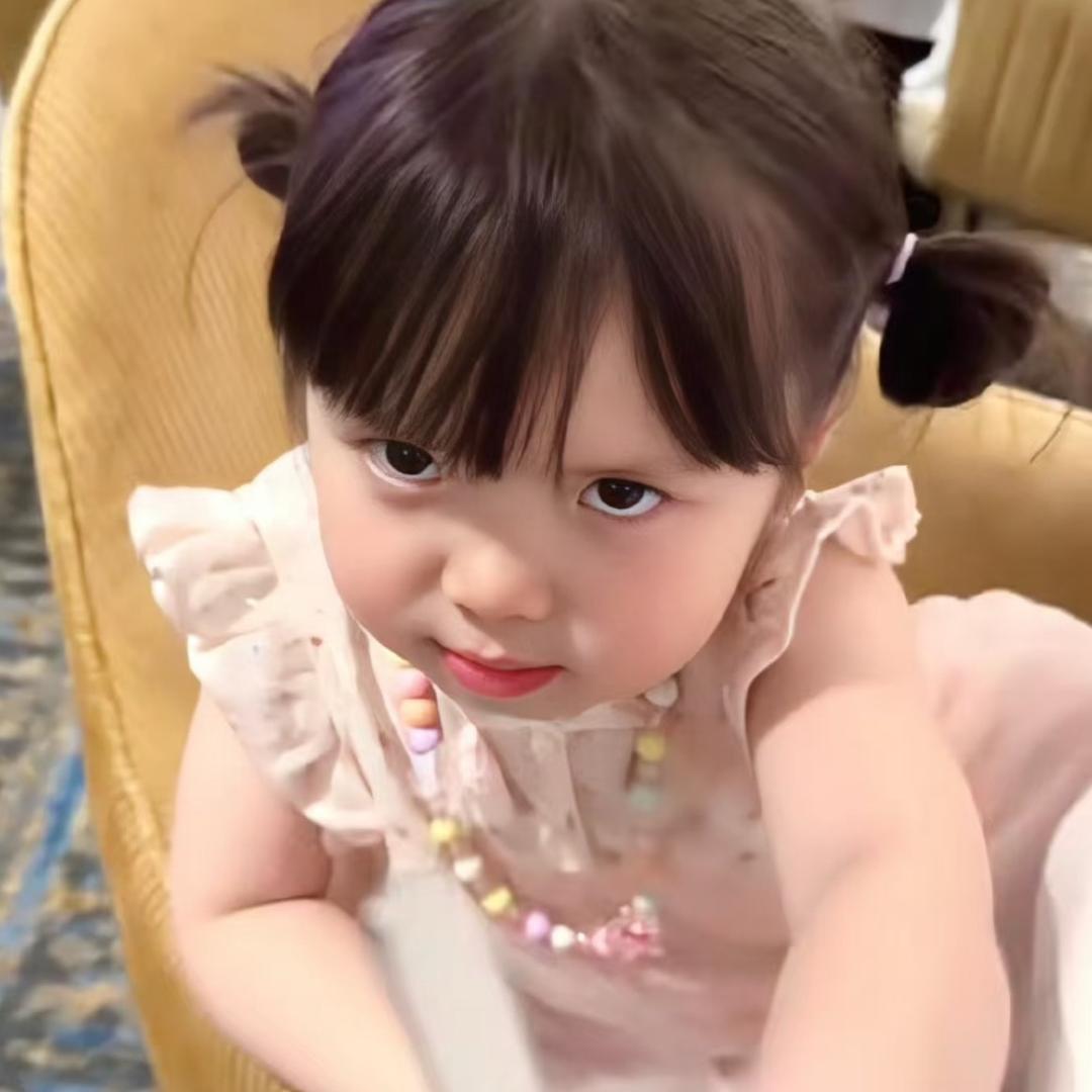章 鱼 哥