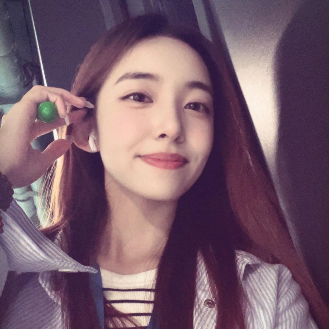 打嗝小佳