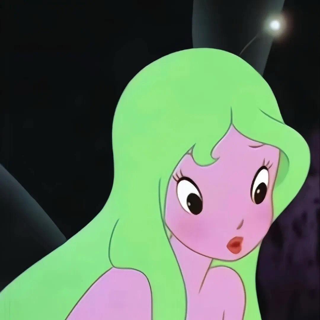 月亮轻敲我的门叫我交保护费