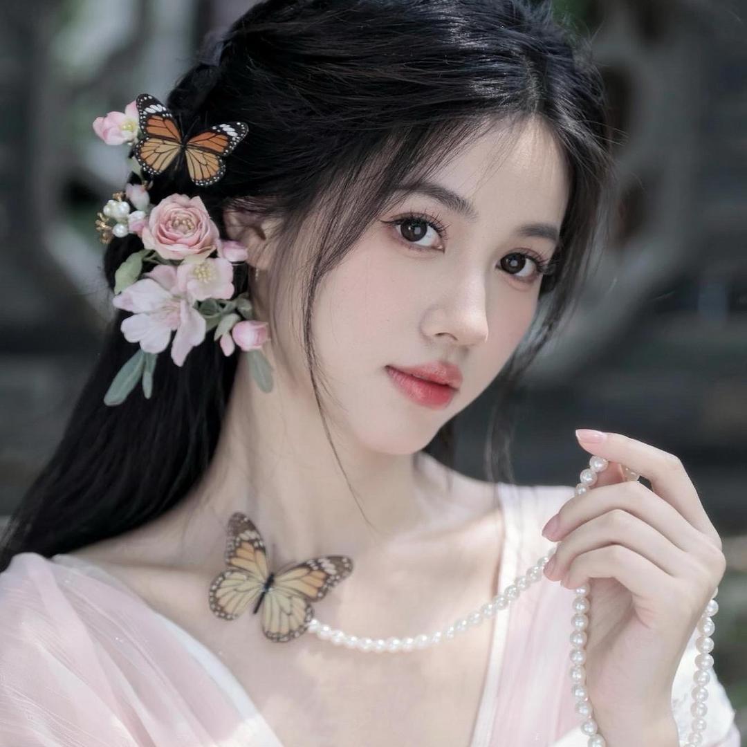 要努力的小᳐狸花喵᳐੭🎀