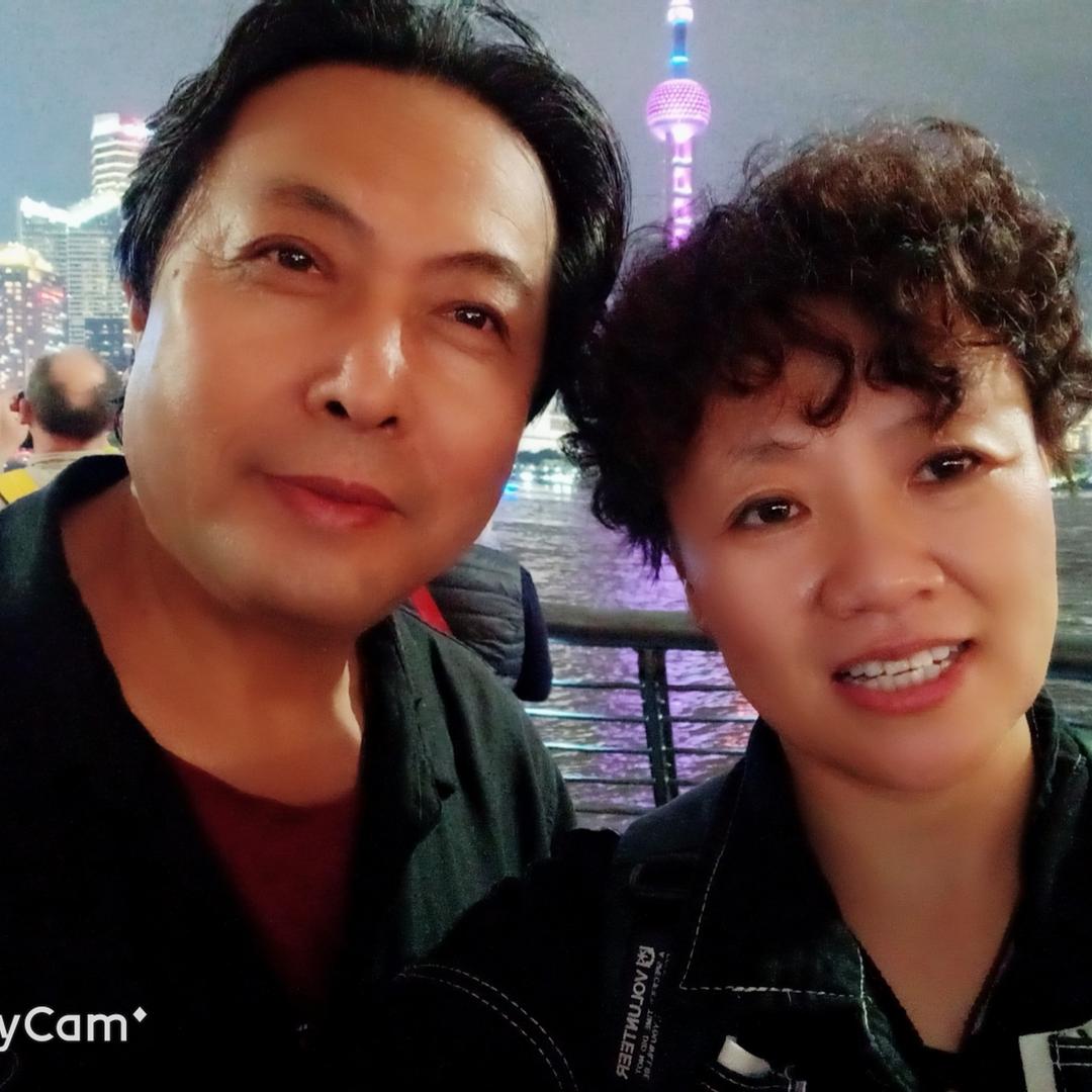 画家王东风李依夫妇