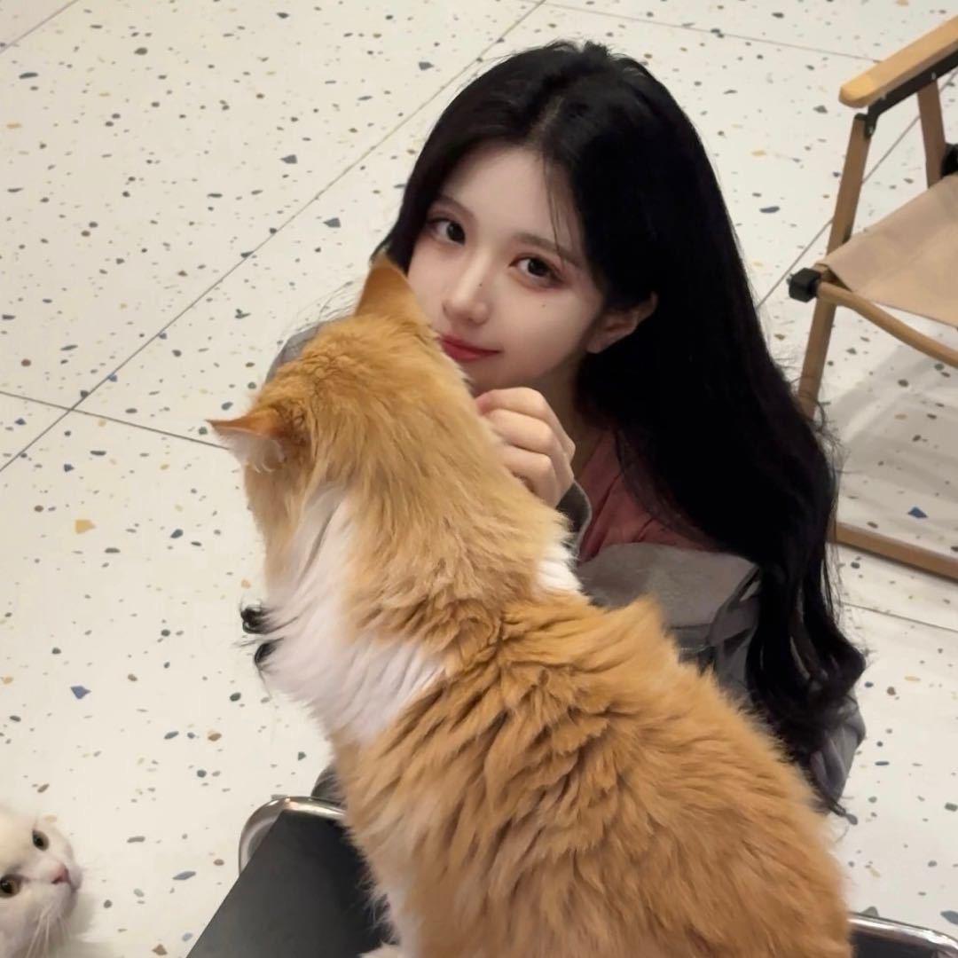 粉红月Mina@抖音