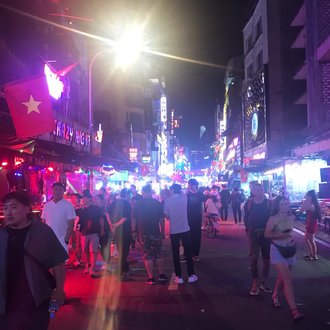 昨天，明天