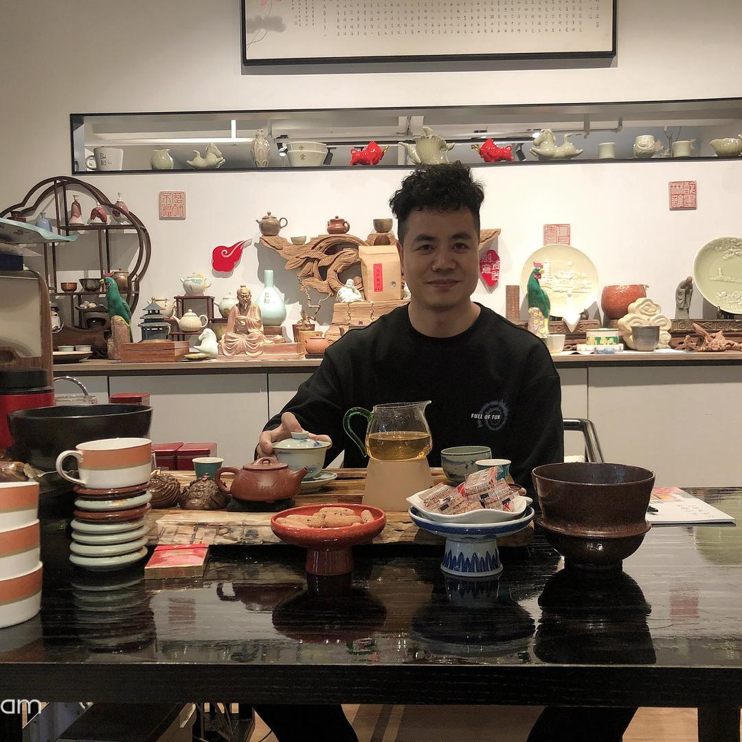 弘松瓷器小鹿