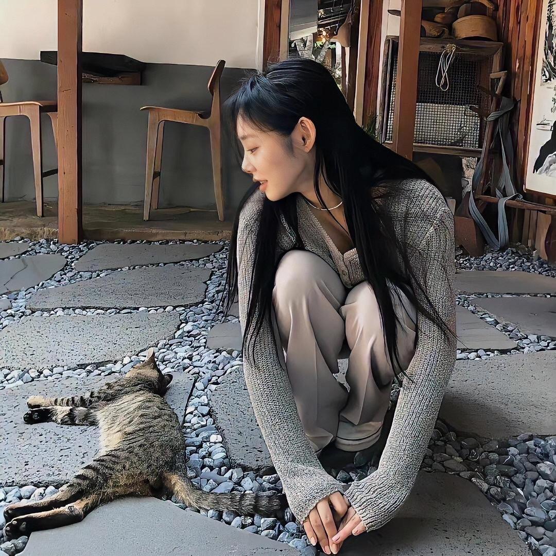 菲菲菲娜啊·