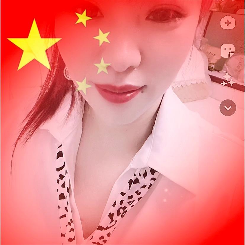 淡然一笑（75年兔🐰）