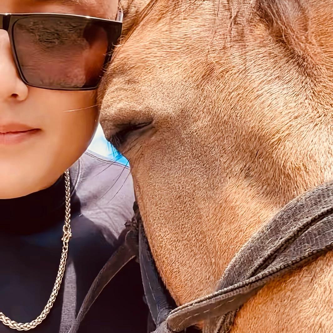 图古灵创始人—-毛乐尔