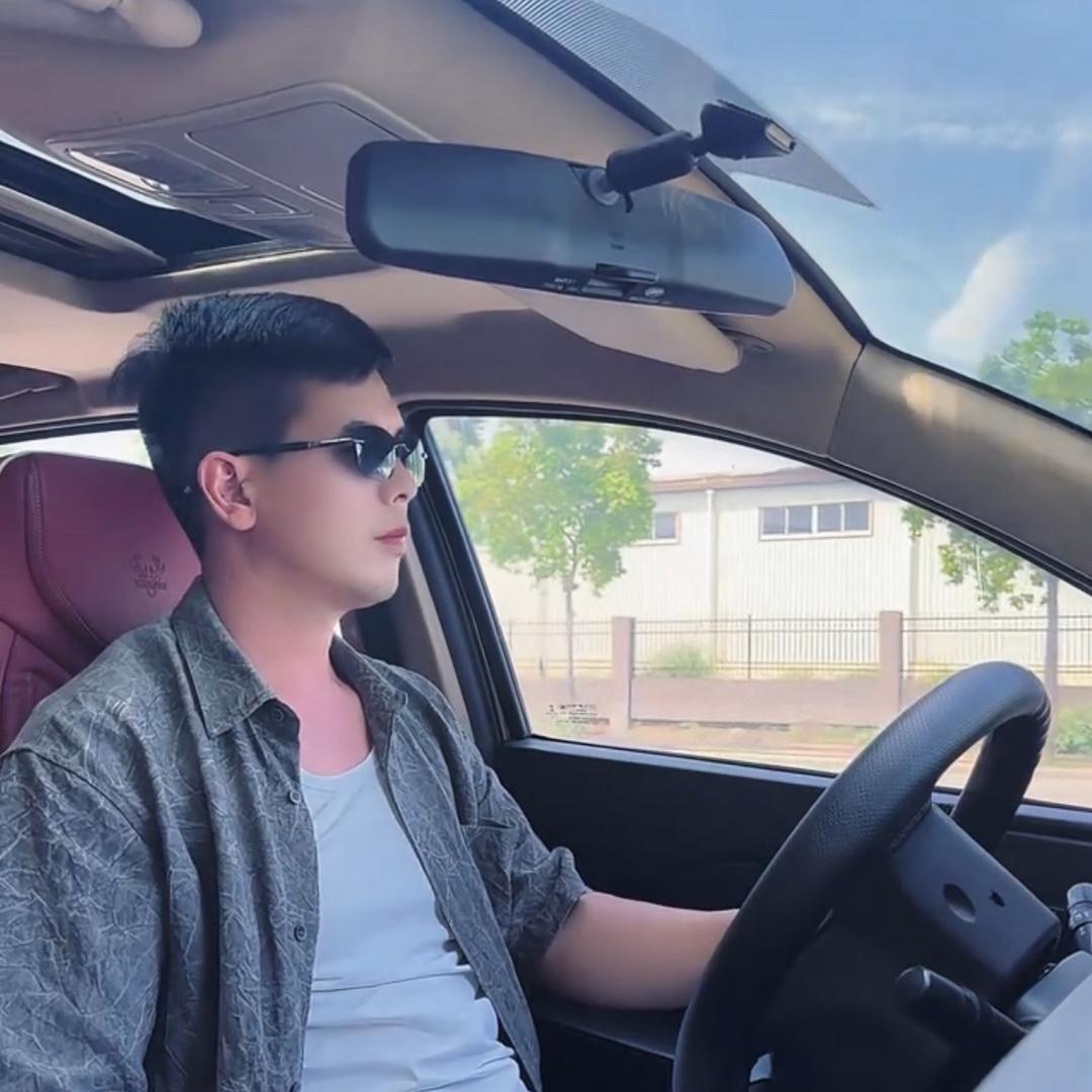 小海哥🎤爱唱歌