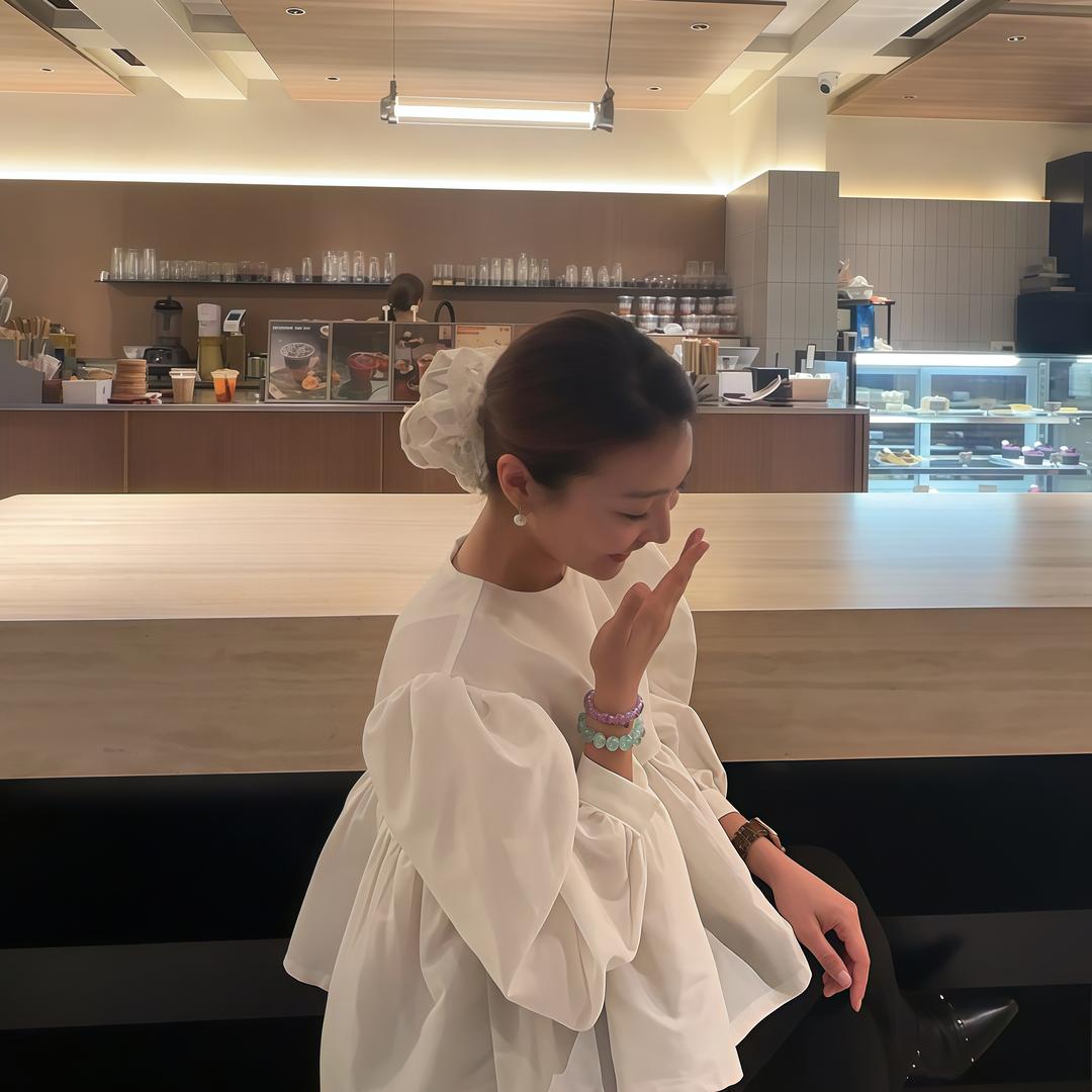 一只小兔子a