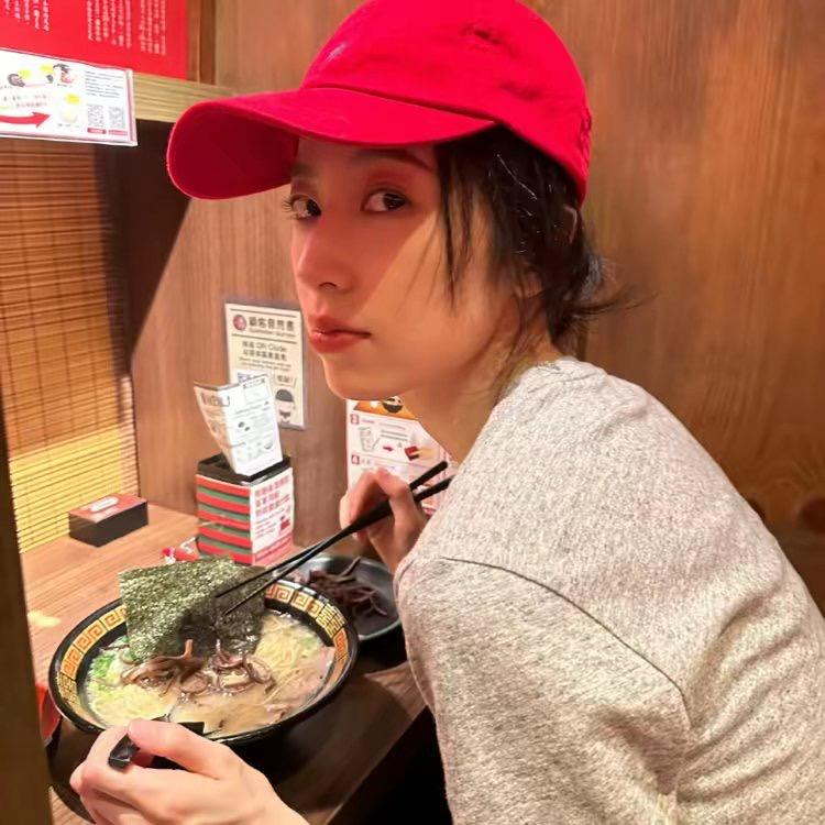 2杯草莓ᥫᩣ.