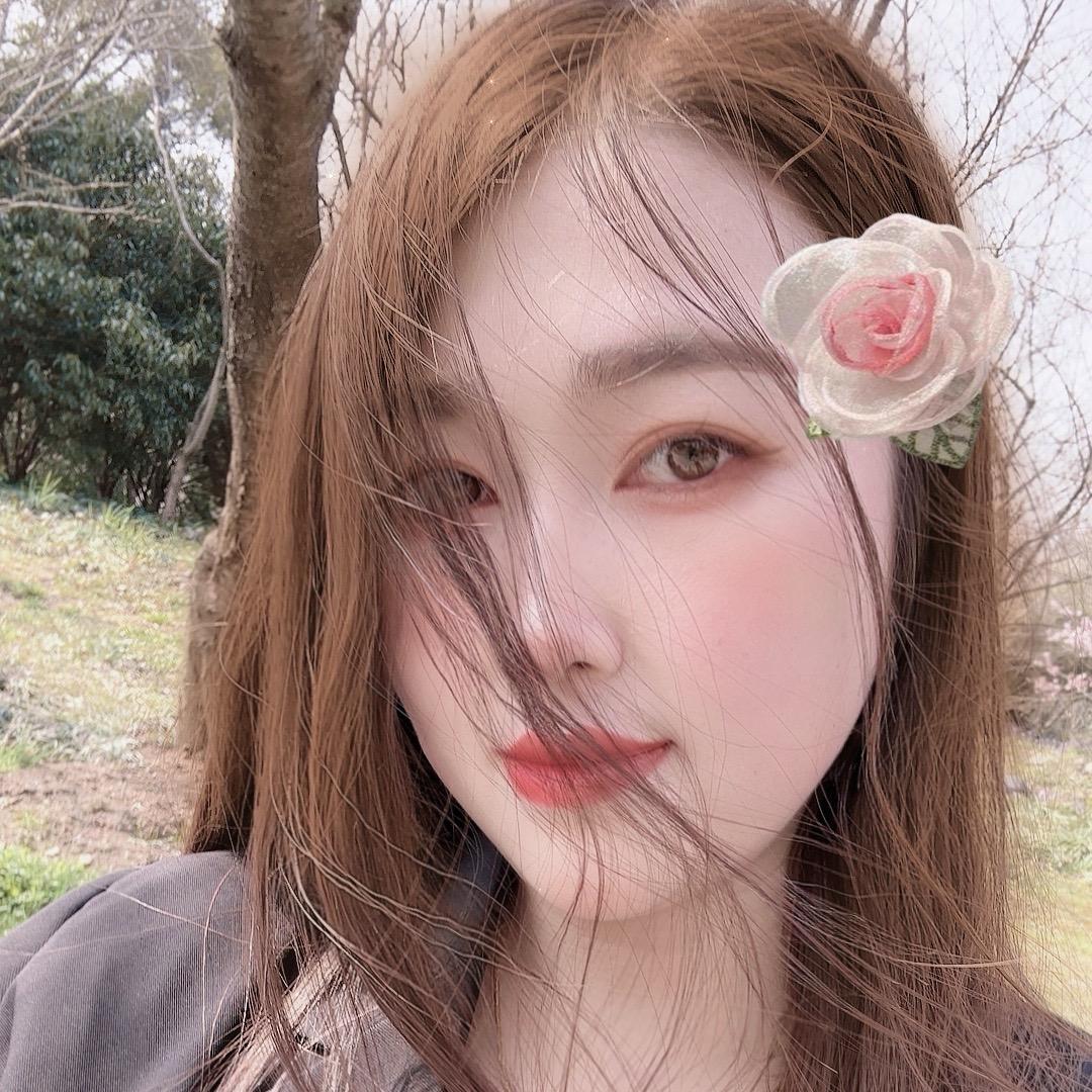 做金融的小姐姐