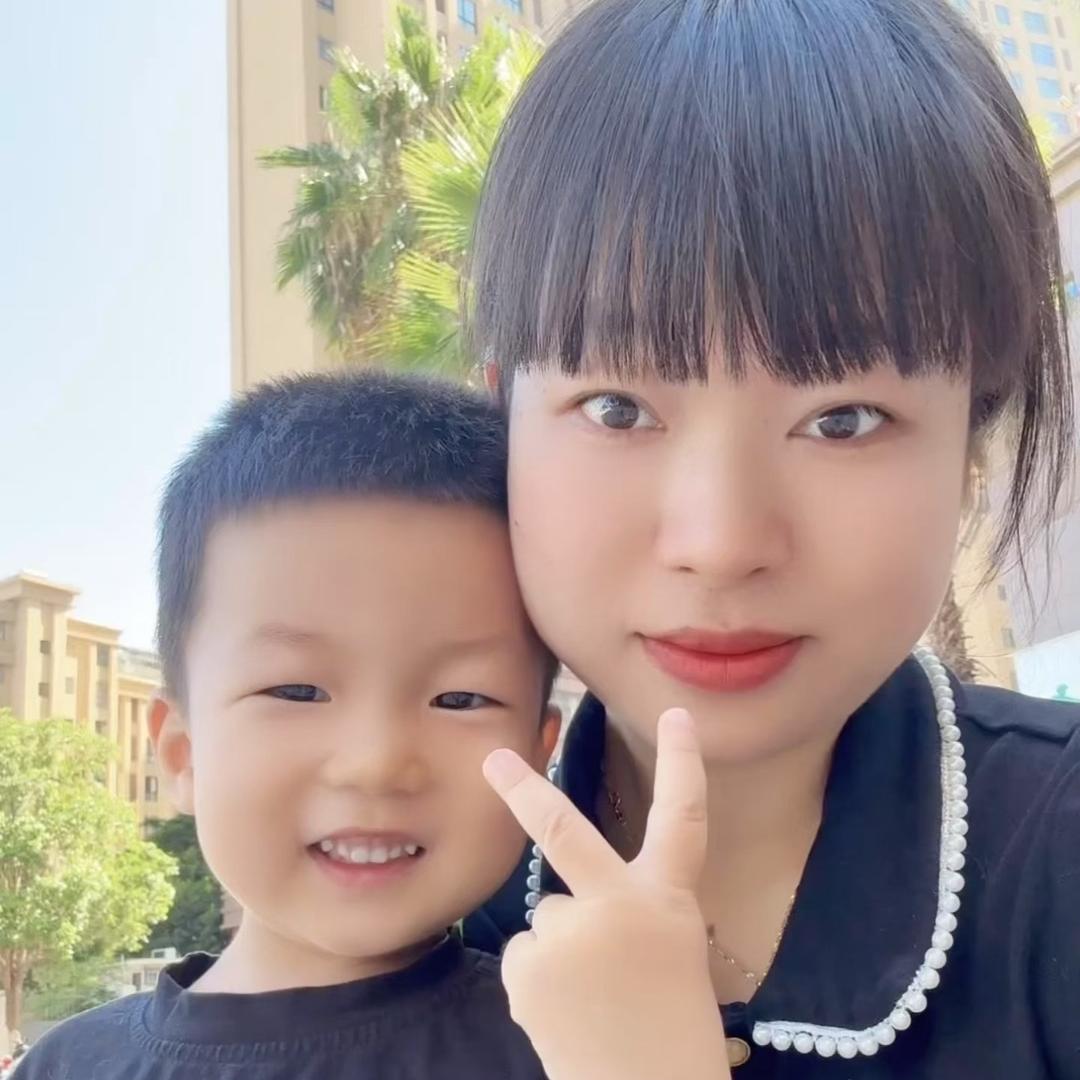 李瑶育儿记