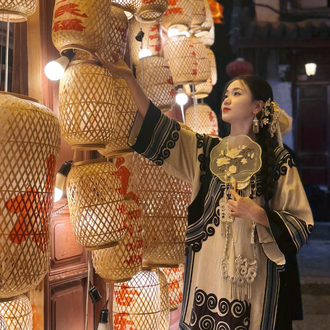 吕洞山前台小仙女ʚ🧸ྀིɞ（休长假中）