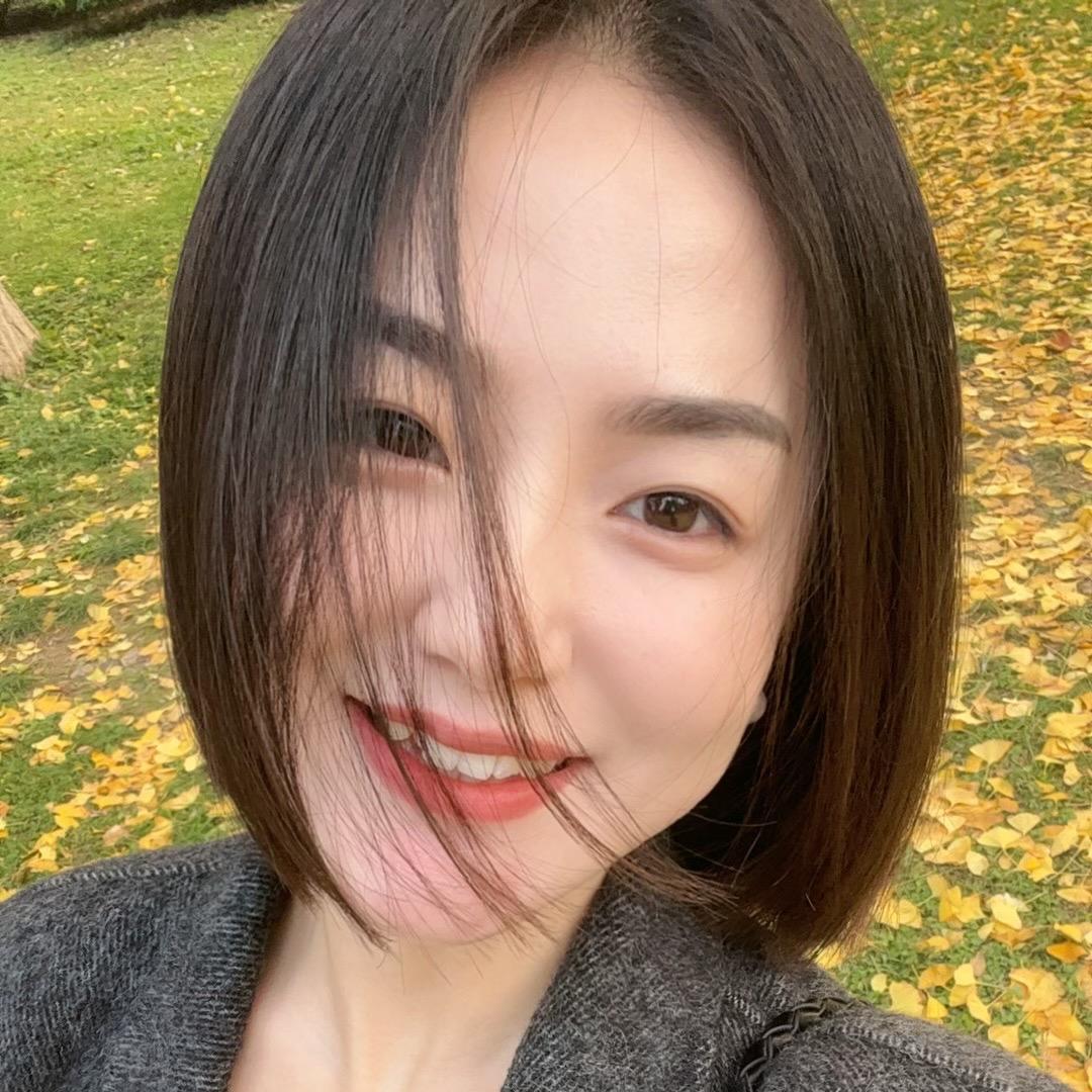 忠影呀（来自小镇的女孩）