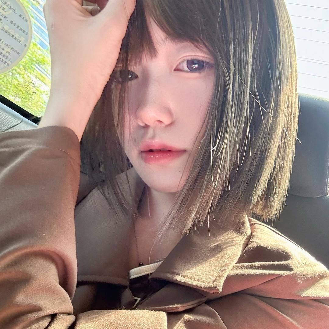 小涵.