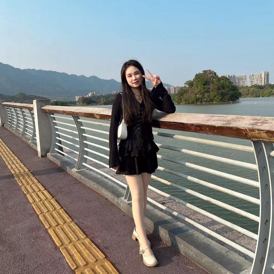 顺君.依婷