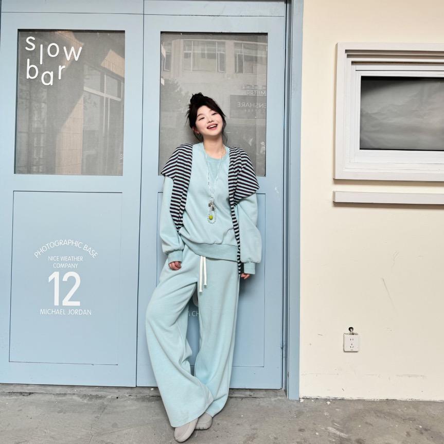 晶咕家女装穿搭讲解（每日更新）的头像