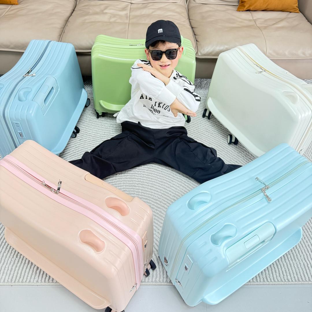 昕涵高档箱包店