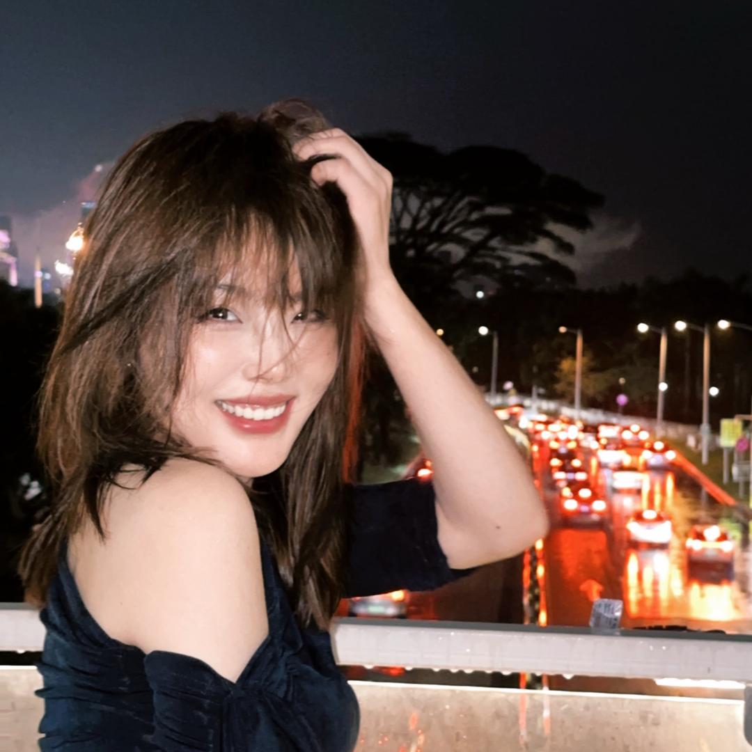 会脸红的小姐姐