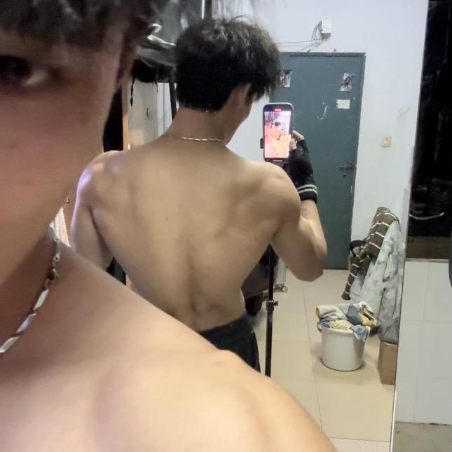 自律的黑