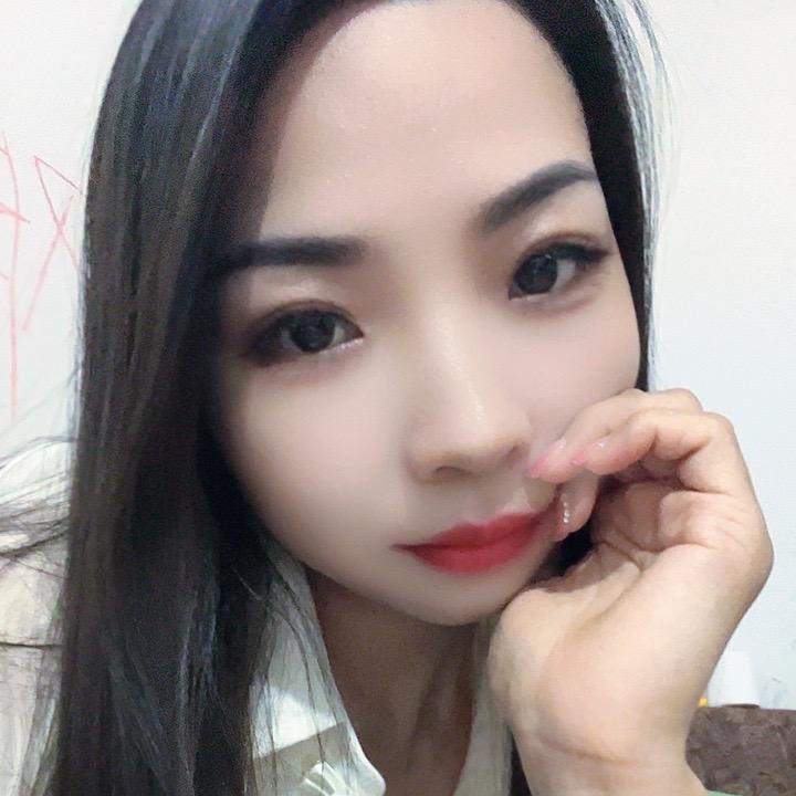 自娱自乐的小疯子