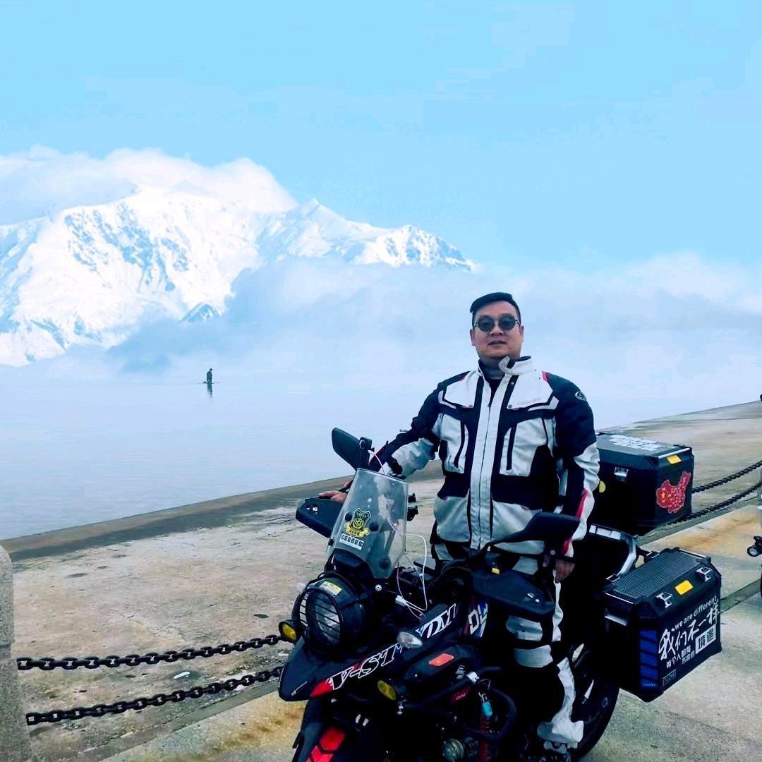 顶峰越野俱乐部-猪哥     （二大爷）