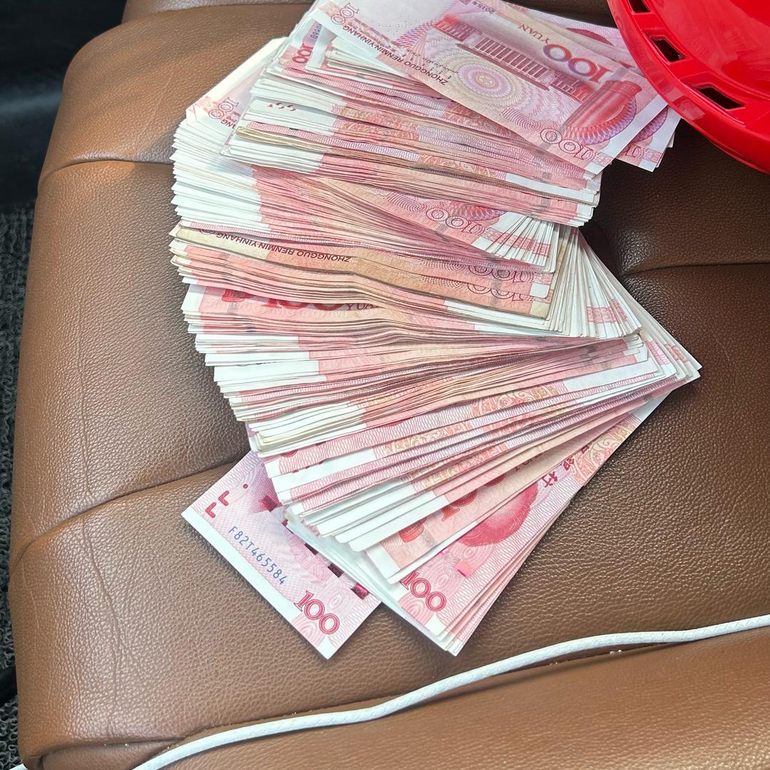 今天也要加油鸭💪