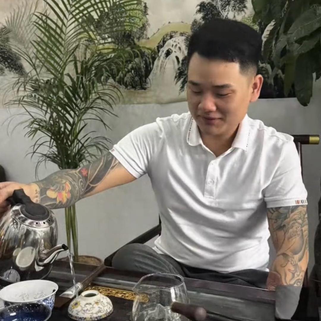 二少（爱国直播号）