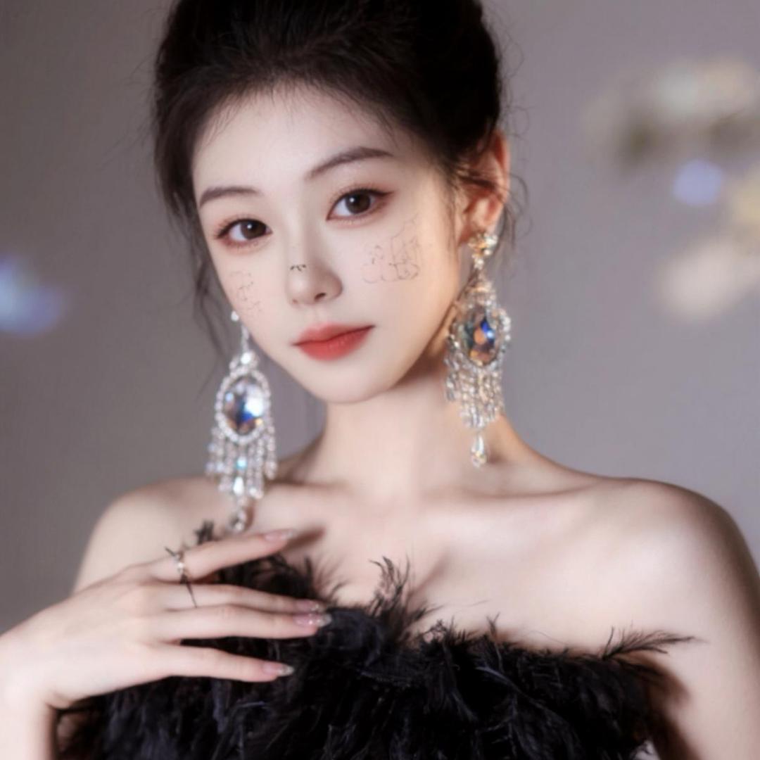 @欢乐摇吖🐰💍