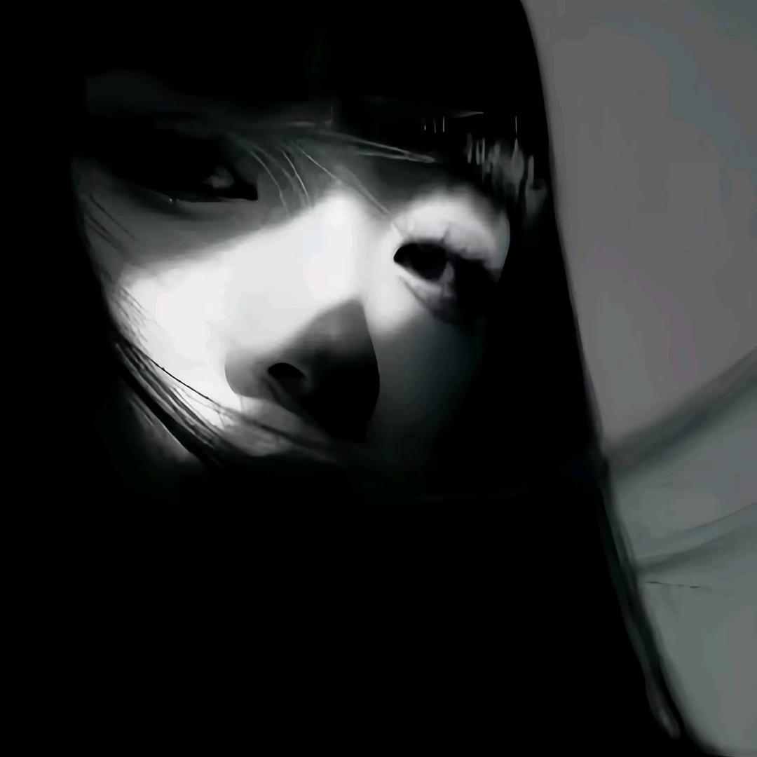 眼角的那颗泪