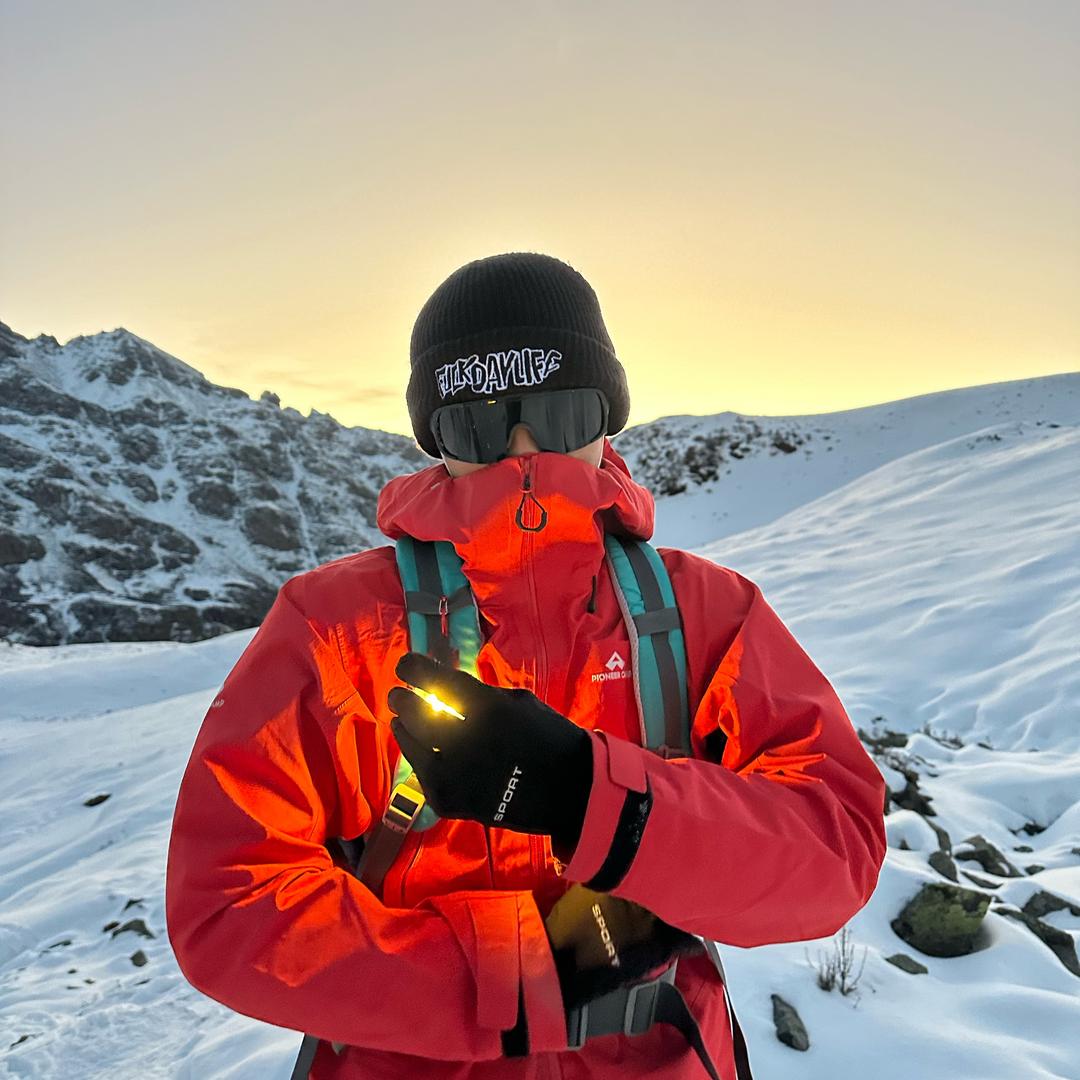 小陈（男大雪山领队)