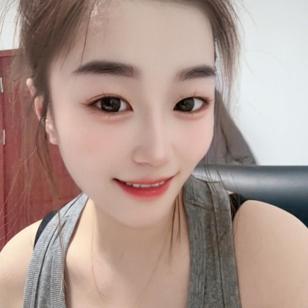 @夏小伊