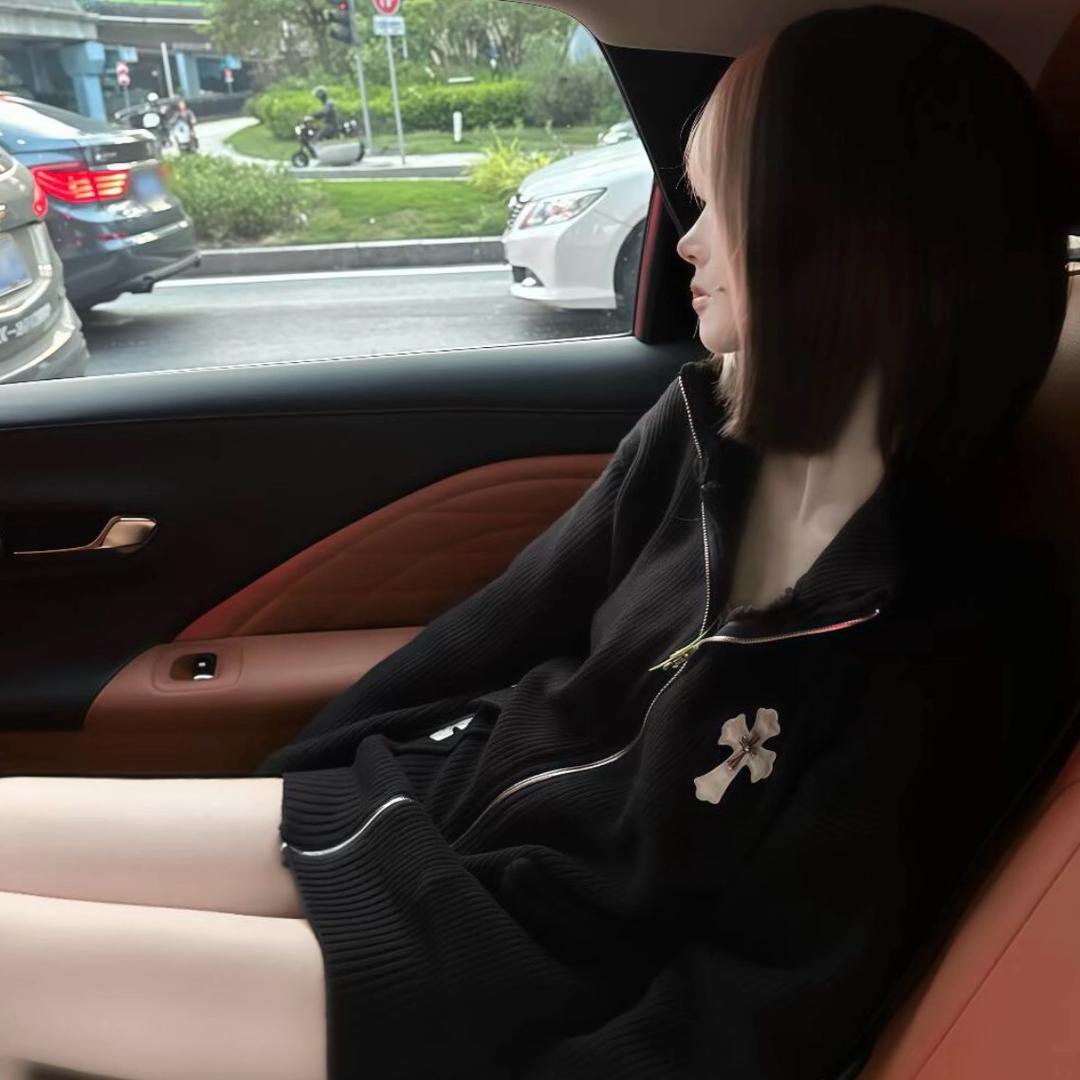 宅.
