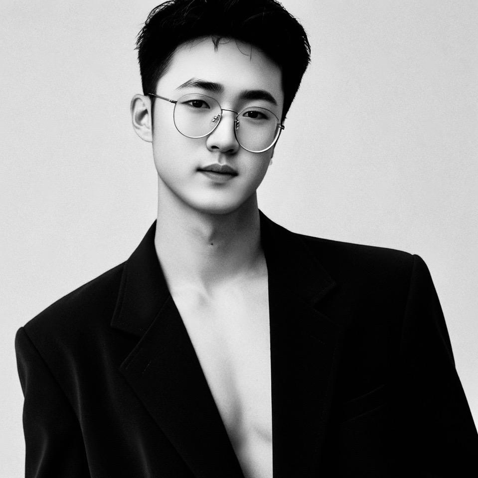 骑仿赛的摄影师Peter