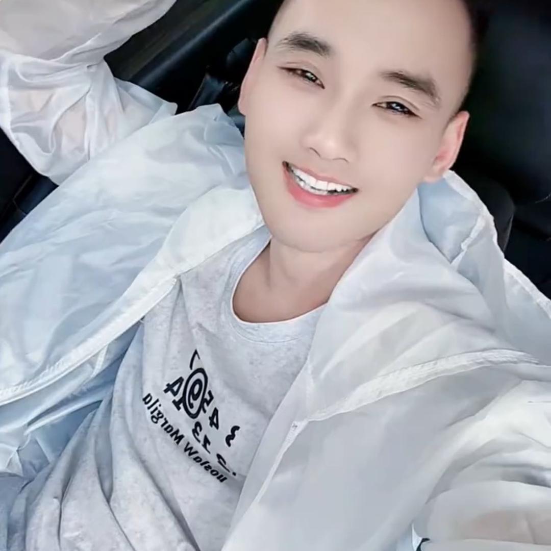 顾楠