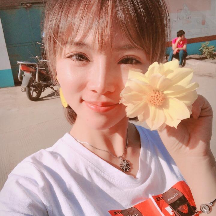 小佳宝吖。
