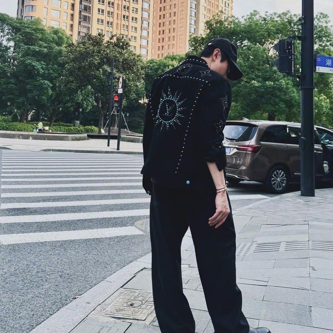 修音響的咖啡師