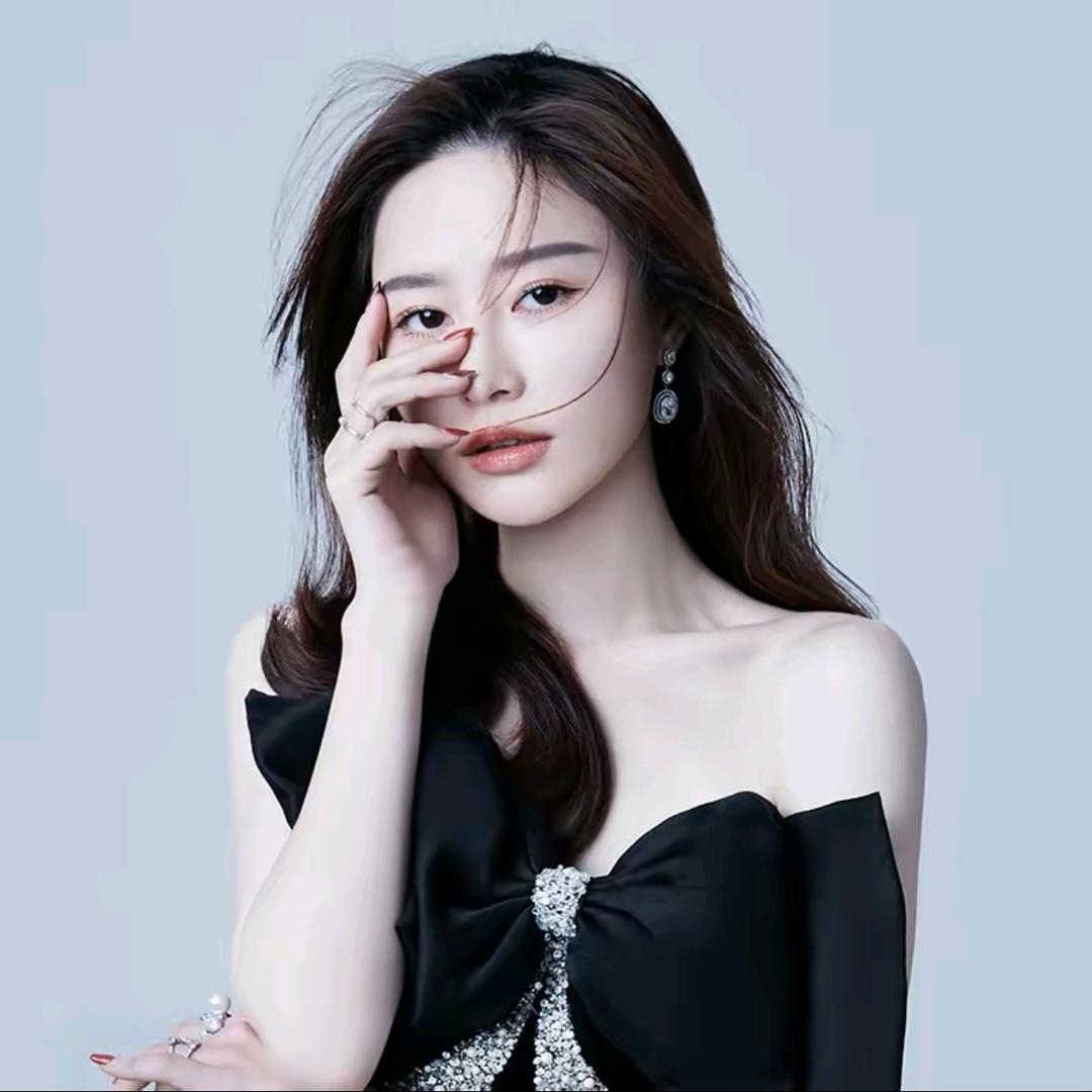 邱莹莹 (直播精选)