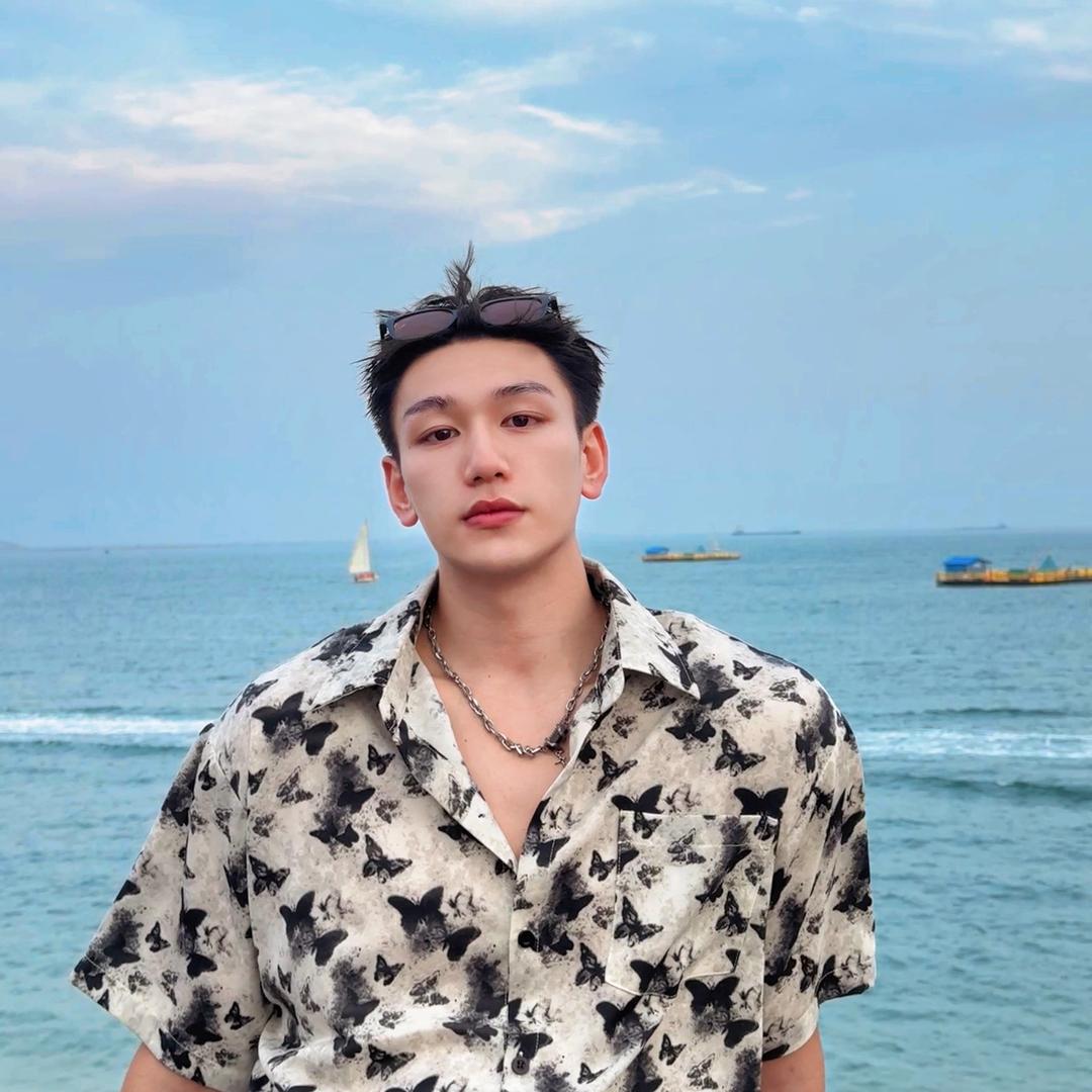 爱吃西瓜的小丁