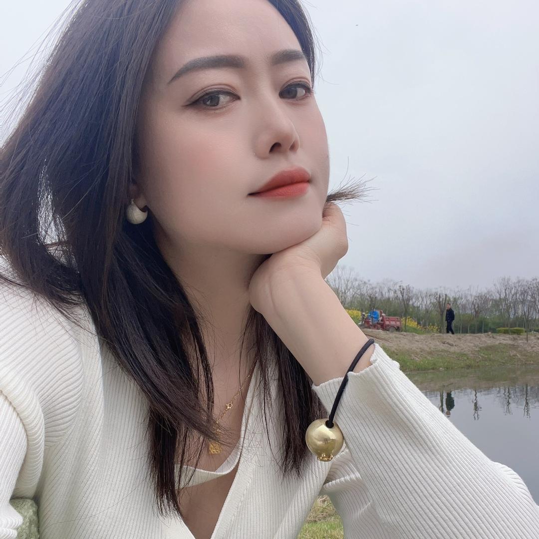 露馅的汤圆。