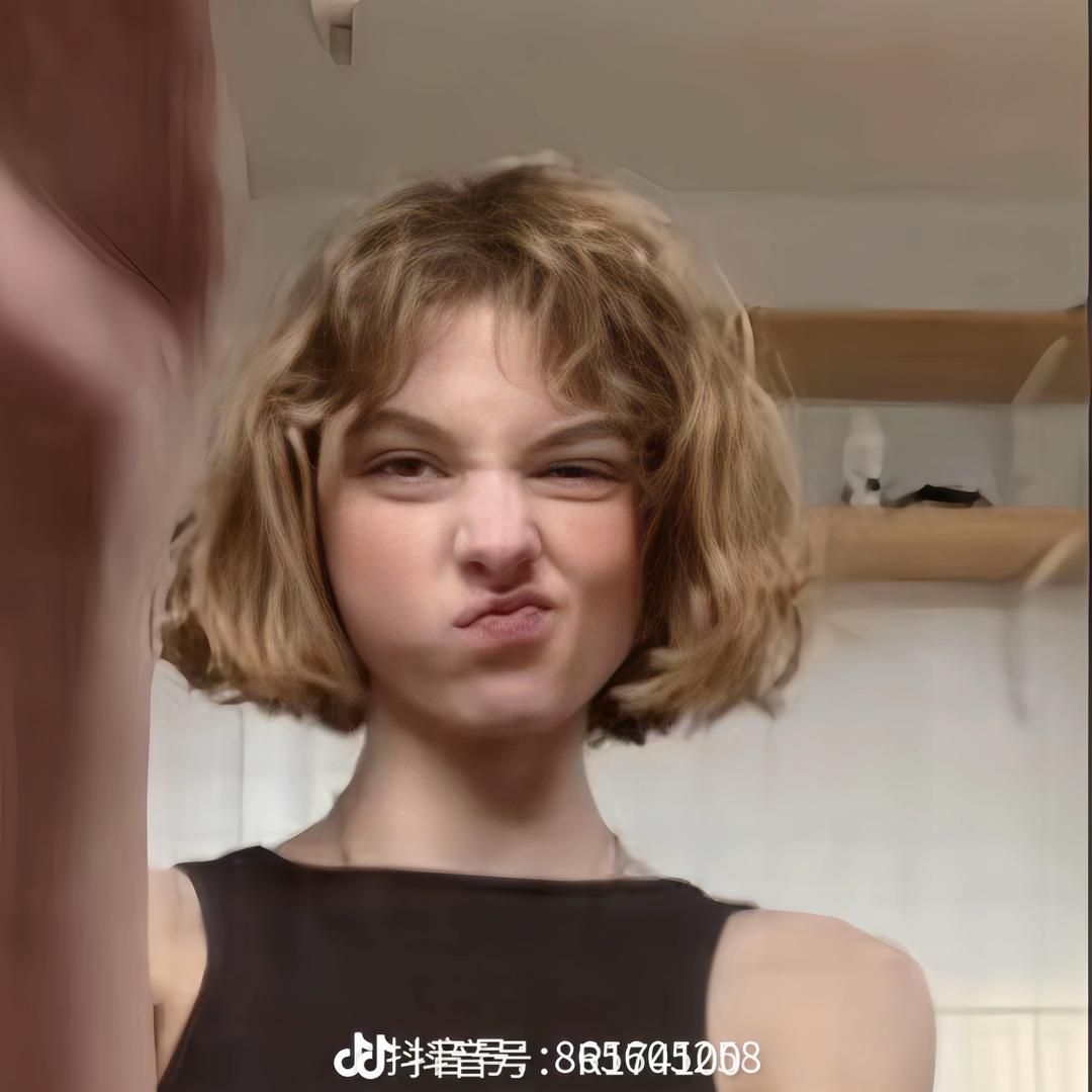 鸿怡