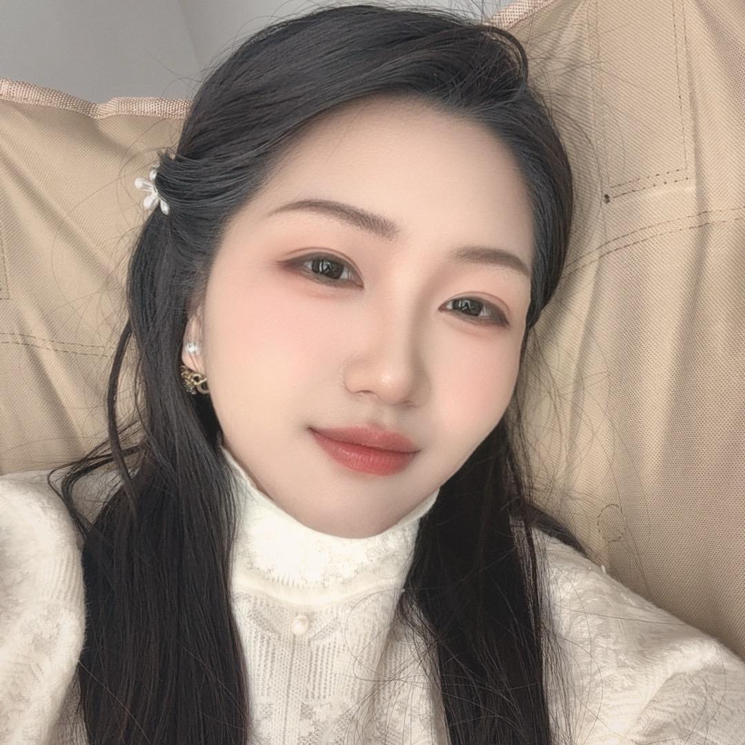《灿》
