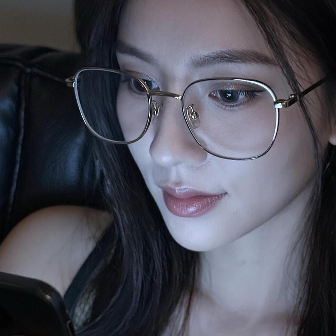 Yyy.