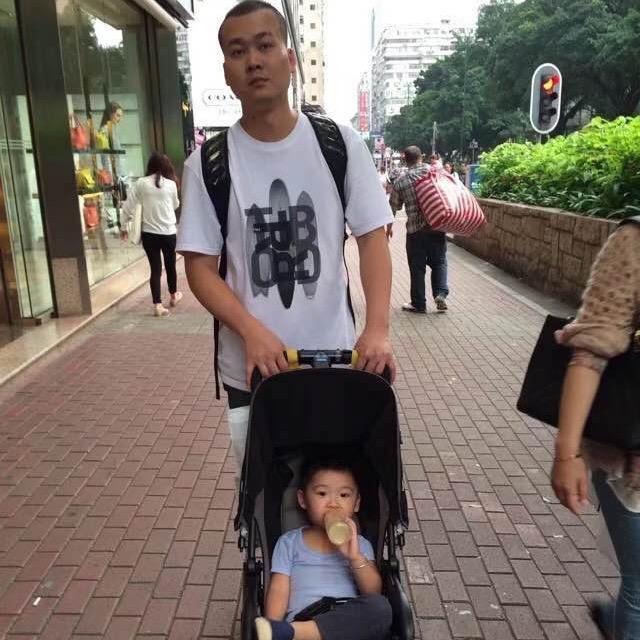 老梁酒瓶创意(每天13:10直播)